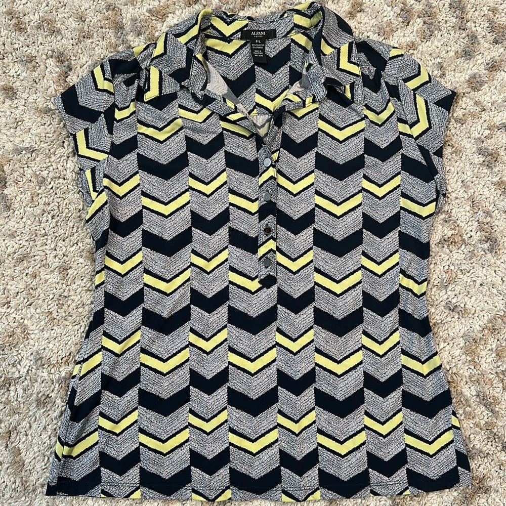 Alfani Blouse Top Geometric Stretch Short Sleeves V-Neck Blue Yellow/Green